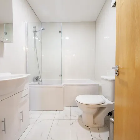 Spacious 2 Bedroom Close To Centre Dublín